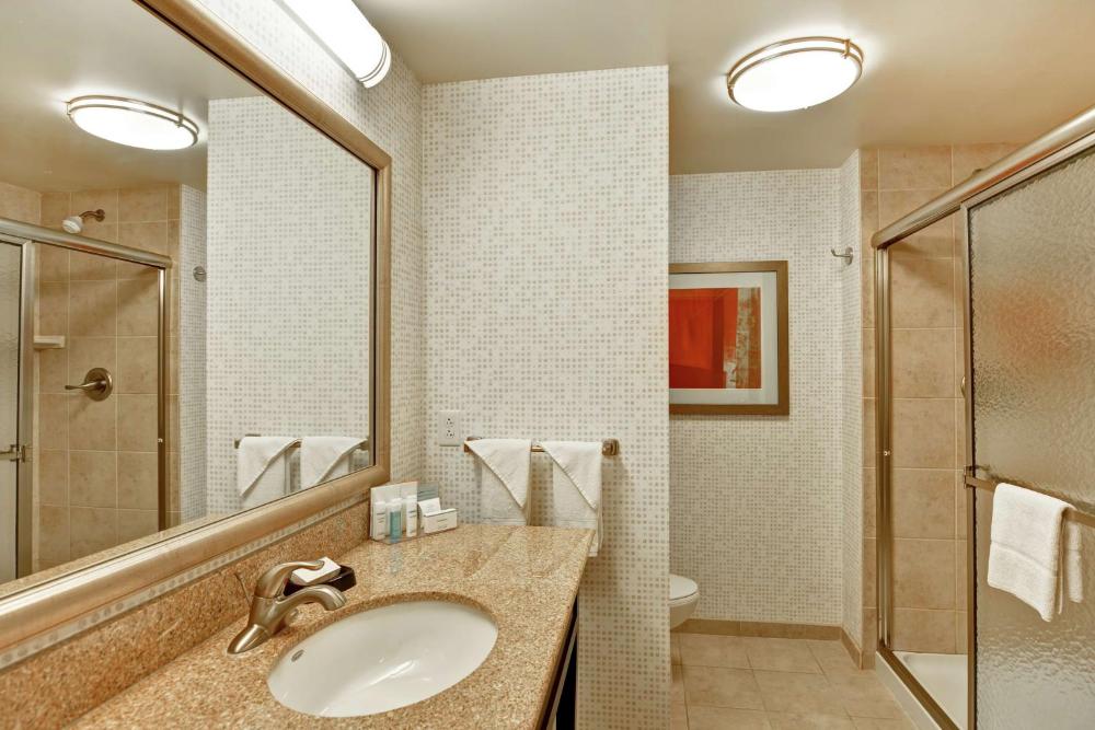 Room image 3